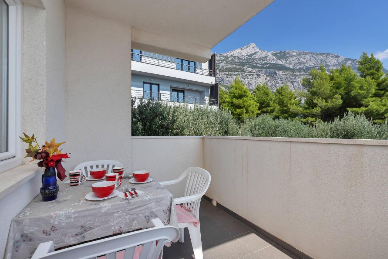 Apartments Vele Makarska Exterior photo